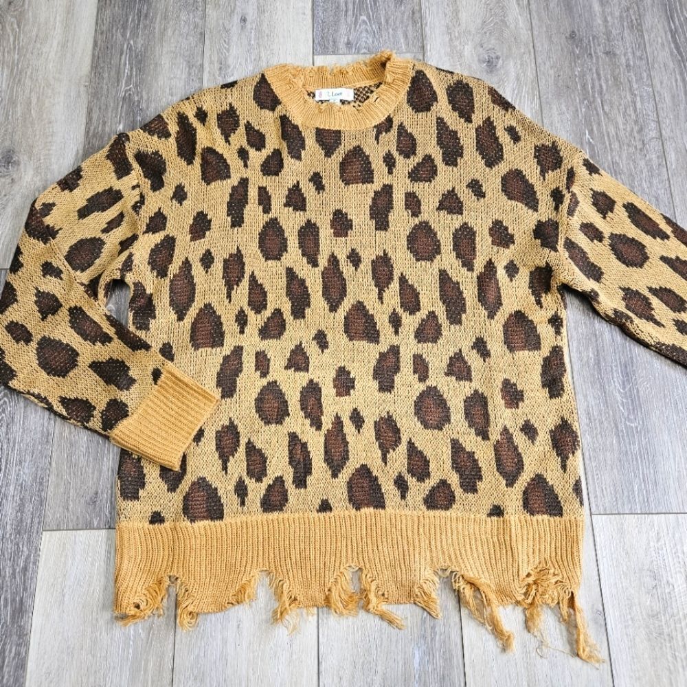L love Leopard Print Distressed Frayed Oversized Crewneck Sweater Women's Small